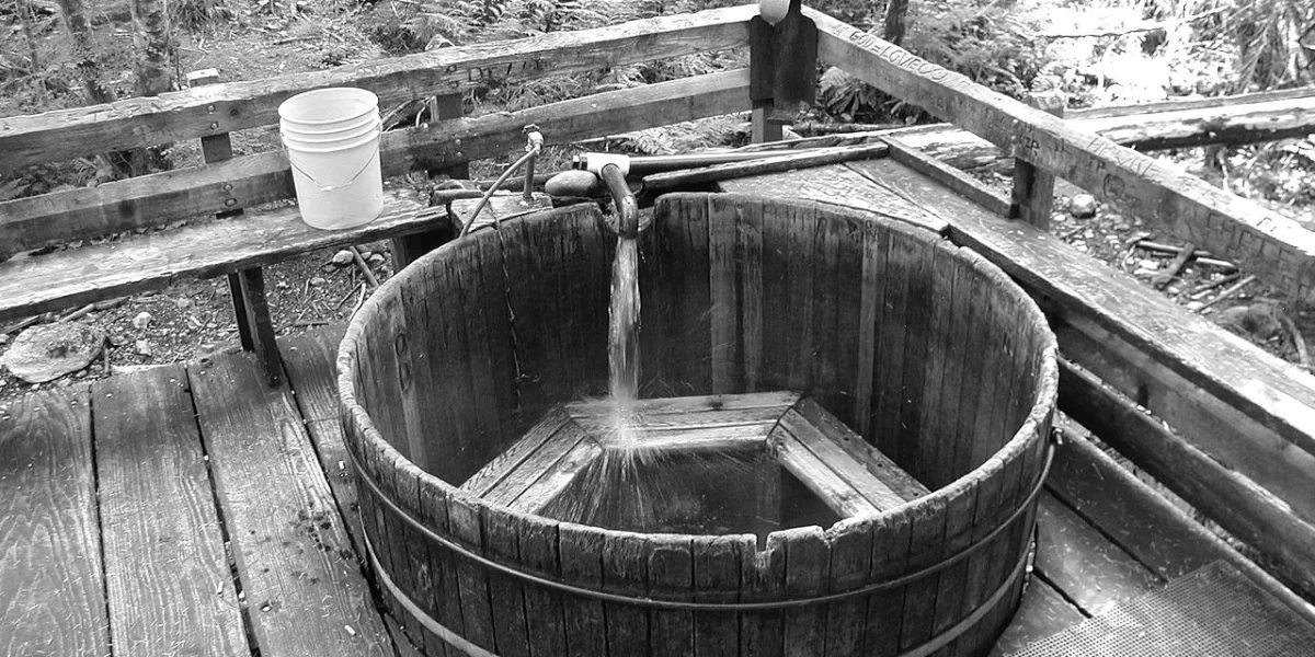 Hot tub